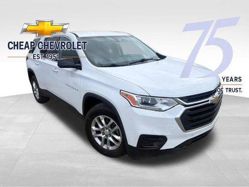 Summit White 2018 Chevrolet Traverse LS