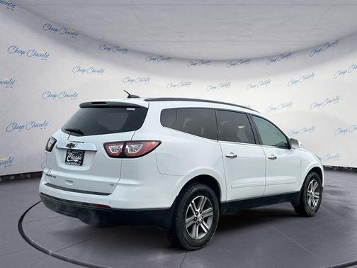 2017 Chevrolet Traverse 2LT