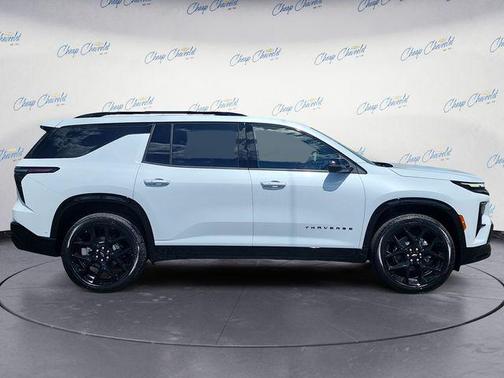 Polar White Tricoat 2026 Chevrolet Traverse RS