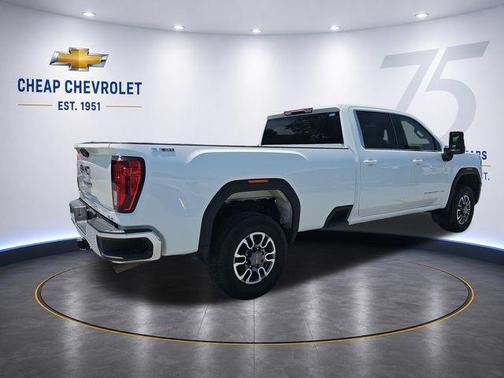 Summit White 2024 GMC Sierra 3500 SLE