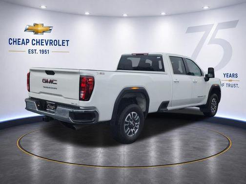 Summit White 2024 GMC Sierra 3500 SLE