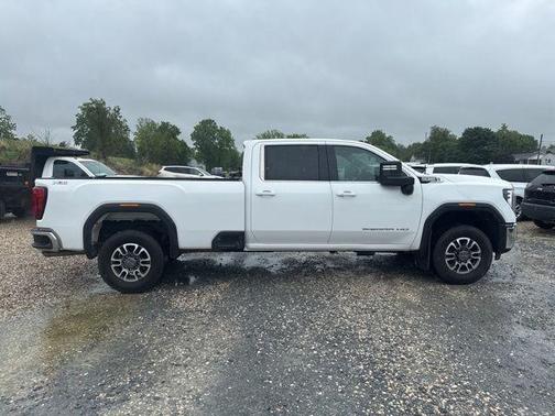 Summit White 2024 GMC Sierra 3500 SLE
