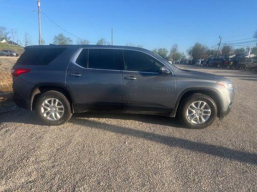 Satin Steel Metallic 2020 Chevrolet Traverse LS
