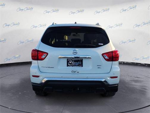 2018 Nissan Pathfinder SL