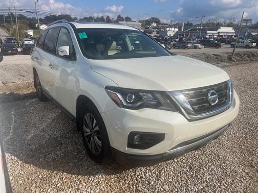 2018 Nissan Pathfinder SL