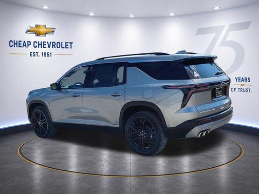 Sterling Gray Metallic 2026 Chevrolet Traverse LT
