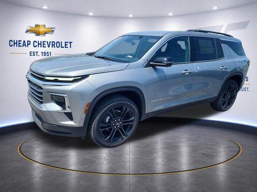 Sterling Gray Metallic 2026 Chevrolet Traverse LT