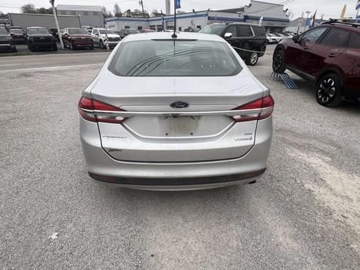 2018 Ford Fusion Hybrid SE