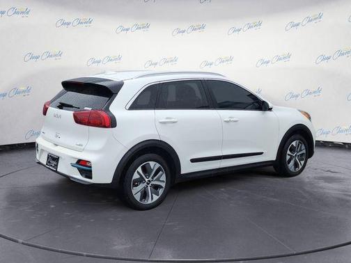 Snow White Pearl 2022 Kia Niro EV EX Premium