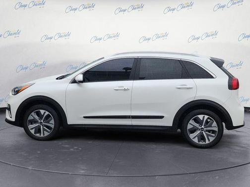 Snow White Pearl 2022 Kia Niro EV EX Premium