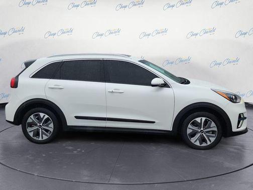 Snow White Pearl 2022 Kia Niro EV EX Premium