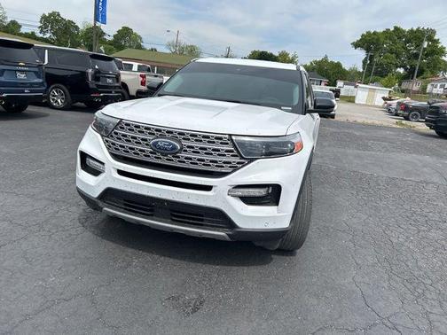 White 2021 Ford Explorer Limited