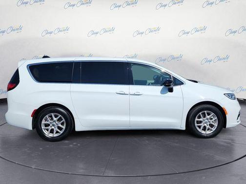 Bright White Clearcoat 2024 Chrysler Pacifica Touring L