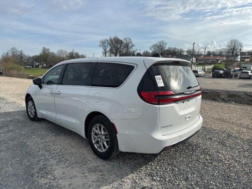 Bright White Clearcoat 2024 Chrysler Pacifica Touring L