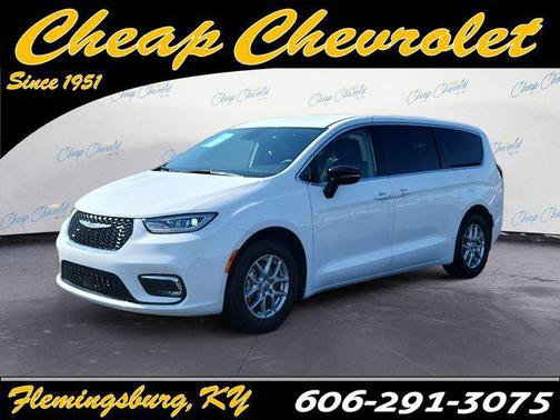 Bright White Clearcoat 2024 Chrysler Pacifica Touring L