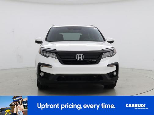 White 2022 Honda Pilot Black Edition
