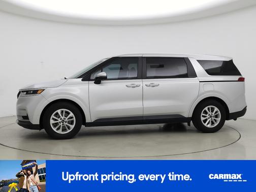 2023 Kia Carnival LX