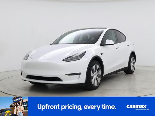 White 2023 Tesla Model Y Long Range