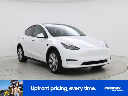 White 2023 Tesla Model Y Long Range
