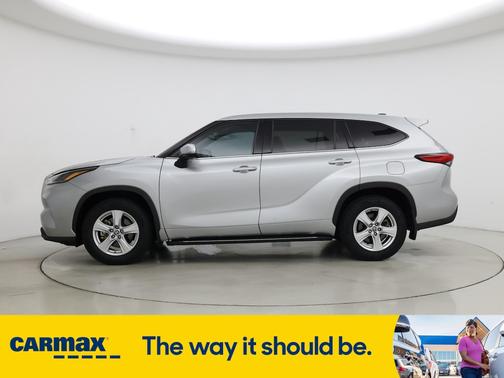 2022 Toyota Highlander L