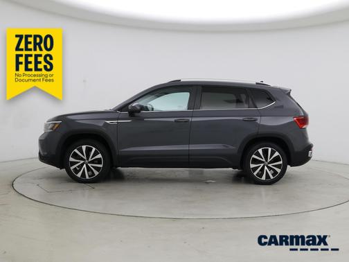 Gray 2023 Volkswagen Taos SE