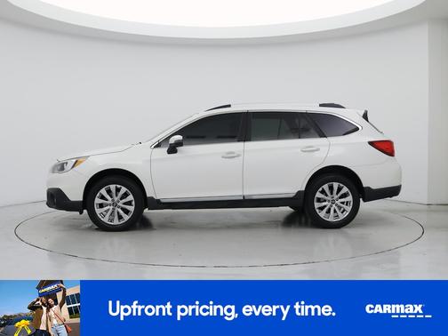 White 2017 Subaru Outback 3.6R Touring