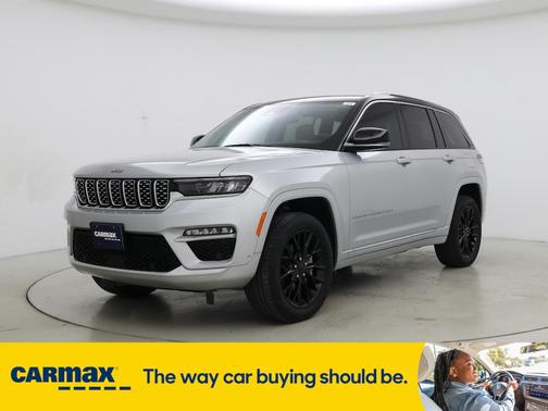 2022 Jeep Grand Cherokee Summit
