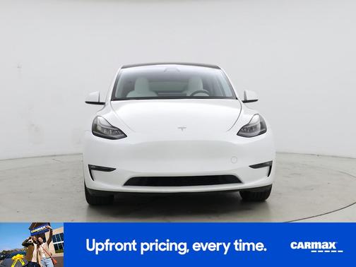 White 2023 Tesla Model Y