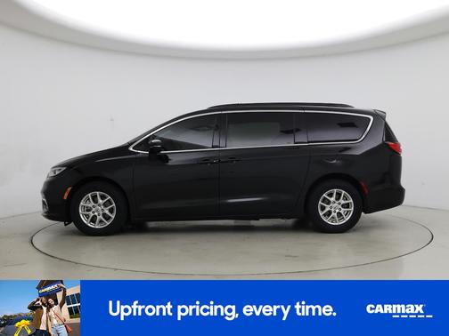 Black 2022 Chrysler Pacifica Touring L