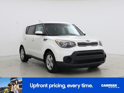White 2018 Kia Soul