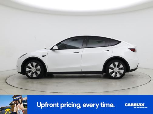 White 2023 Tesla Model Y Long Range