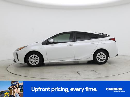 White 2021 Toyota Prius LE