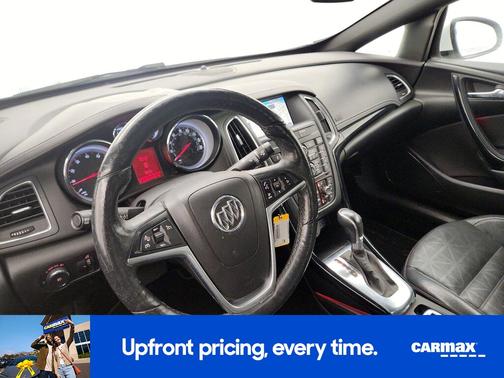 White 2018 Buick Cascada Premium