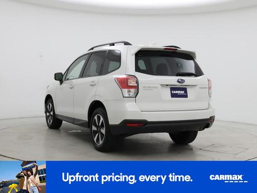 White 2018 Subaru Forester 2.5I Premium