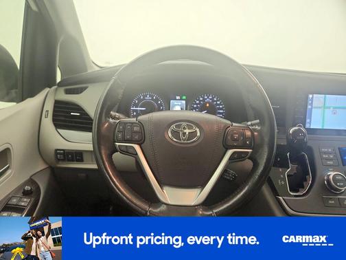 2020 Toyota Sienna XLE Premium