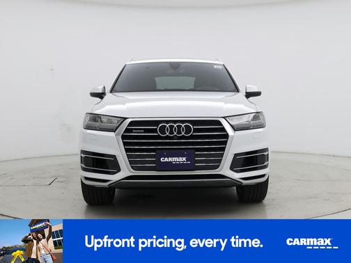 White 2017 Audi Q7 Prestige