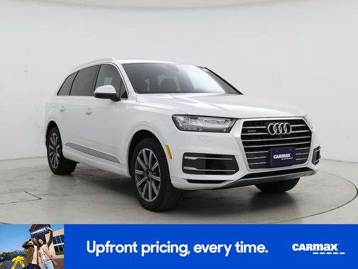 White 2017 Audi Q7 Prestige