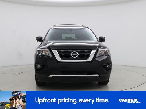 2017 Nissan Pathfinder Platinum