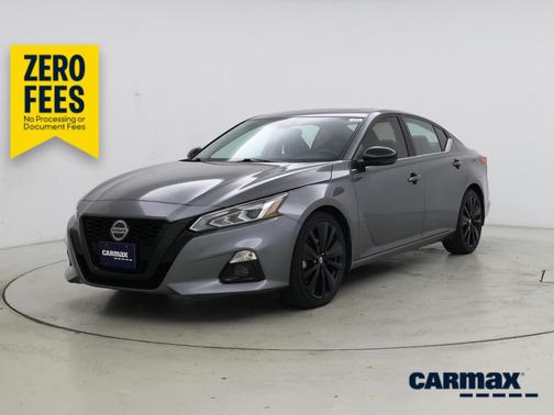 Gray 2022 Nissan Altima SR