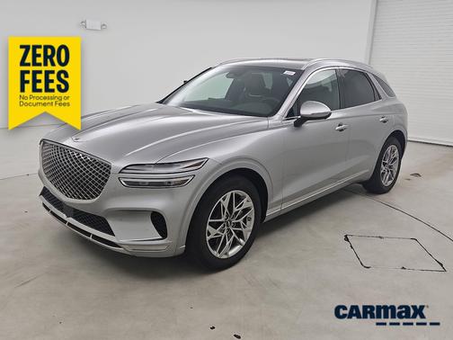 Silver 2024 Genesis GV70