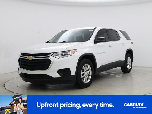 White 2019 Chevrolet Traverse LS