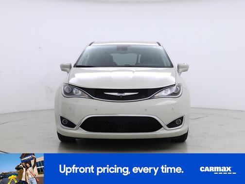 2020 Chrysler Pacifica Touring