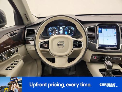 2019 Volvo XC90 T5 Momentum