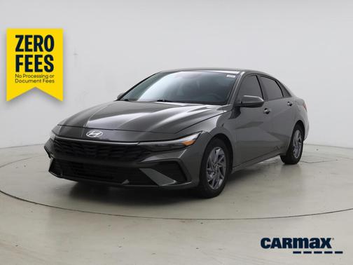 Green 2024 Hyundai ELANTRA SEL