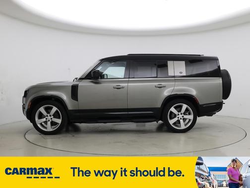 2023 Land Rover Defender 130 X-Dynamic SE