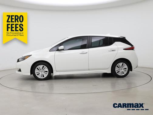 White 2023 Nissan Leaf S