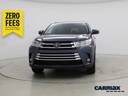 Blue 2019 Toyota Highlander XLE