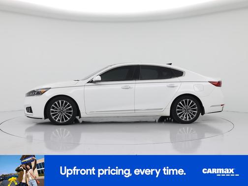 2017 Kia Cadenza Technology