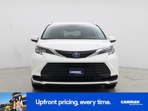 2021 Toyota Sienna LE