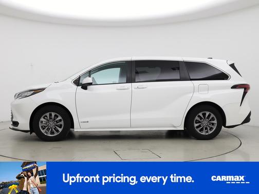 2021 Toyota Sienna LE